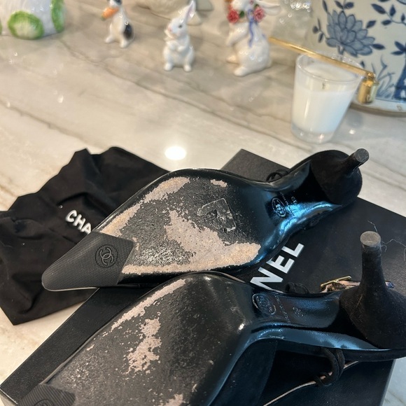 CHANEL Black Patent Toe Suede Slingback Pumps - Picture 3 of 10